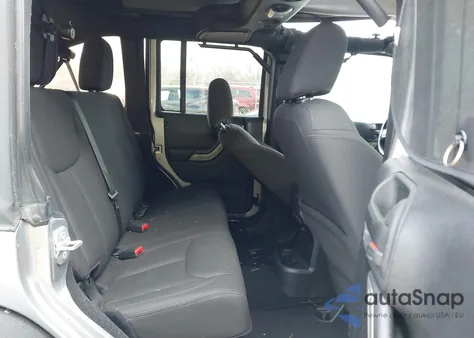 2015 Jeep Wrangler Unlimited Sport z USA, uszkodzony, nr VIN 1C4BJWDG8FL682164